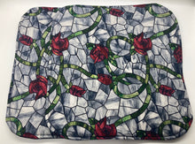 Load image into Gallery viewer, Rose Hot Pad Set